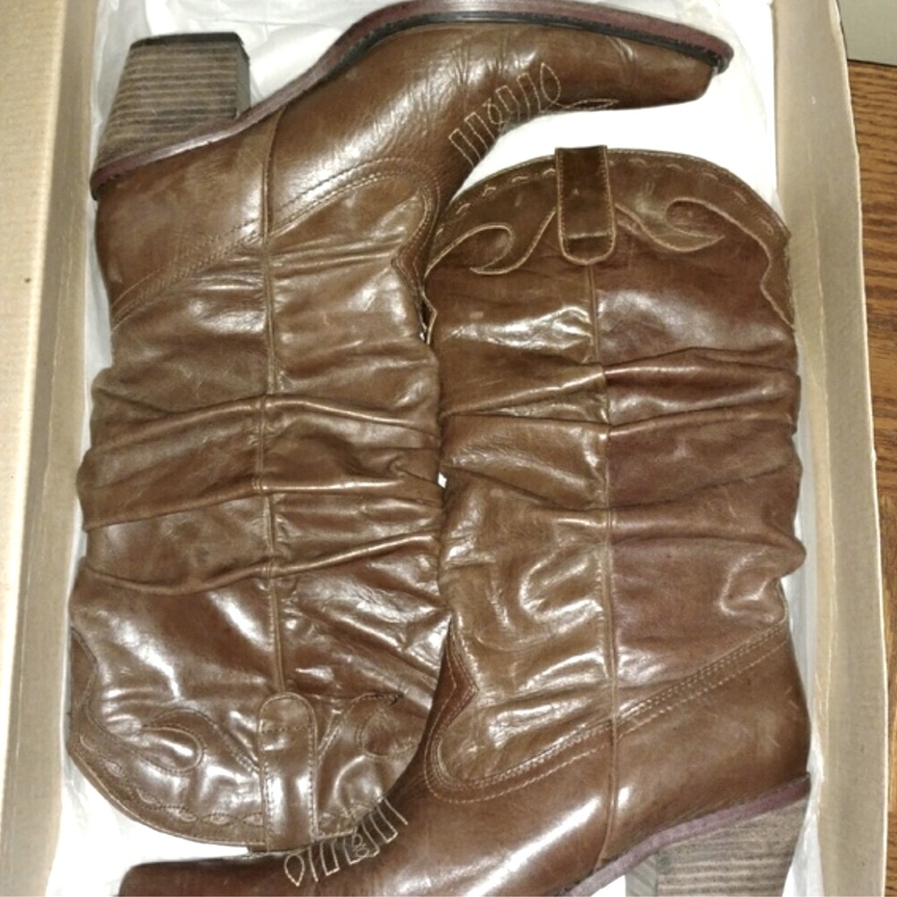 Steve Madden brown cowboy boots